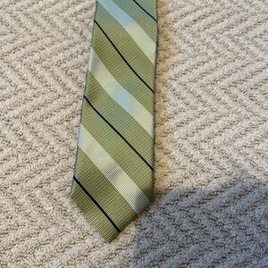 Jos A Bank green tie